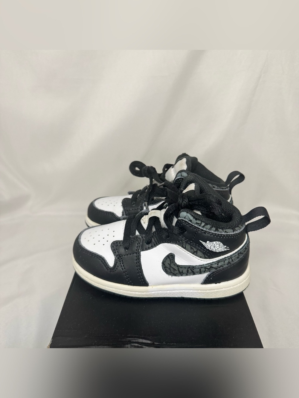Toddler's Jordan 1 Mid Off Noir/Blk-White-Blk Size 8C